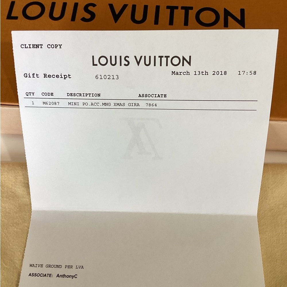 Authentic Louis Vuitton Pink Monogram Canvas Giraffe Print Pochette - Picture 13 of 15